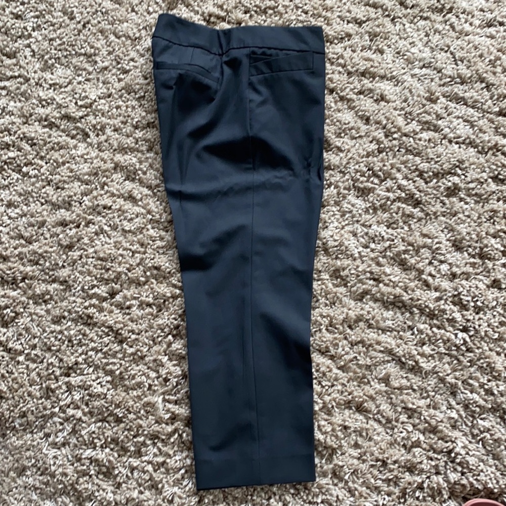 The limited Women’s cropped dress pants